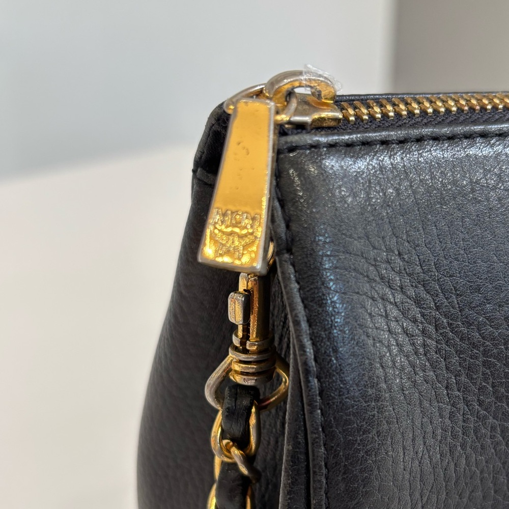MCM Vintage Black Pebbled Leather Chain Crossbody Bag Gold Hardware - Picture 9 of 13